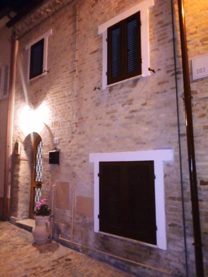 B&B Porta Girone Civitanova Alta Екстериор снимка