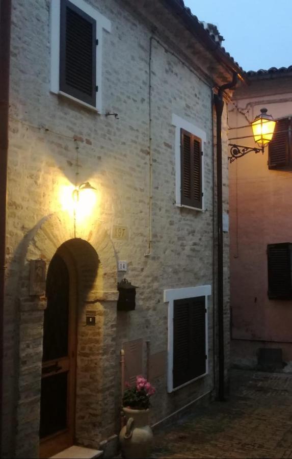 B&B Porta Girone Civitanova Alta Екстериор снимка
